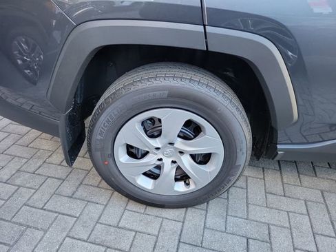 Used 2025 Toyota RAV4 LE image 5