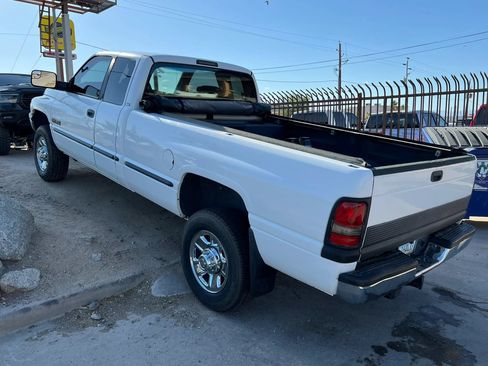 Used 1999 Dodge Ram 2500 Truck 4x4 Quad Cab image 10
