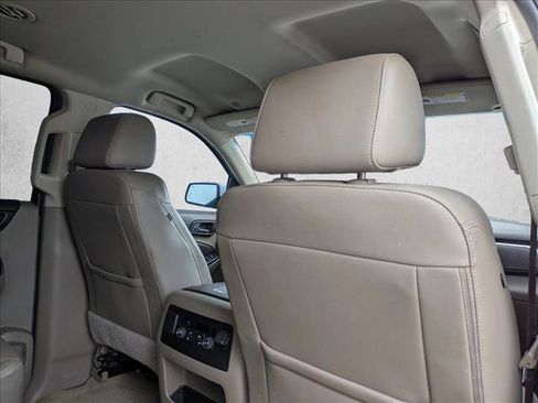 Used 2019 Chevrolet Tahoe LT w/ Luxury Package image 27