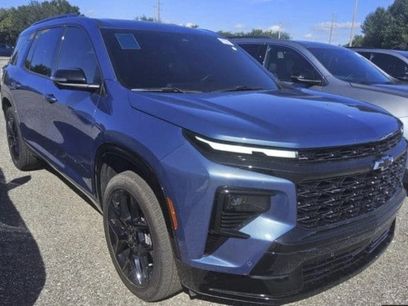 Used 2024 Chevrolet Traverse RS