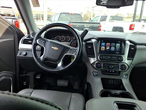 Used 2017 Chevrolet Tahoe LT image 11
