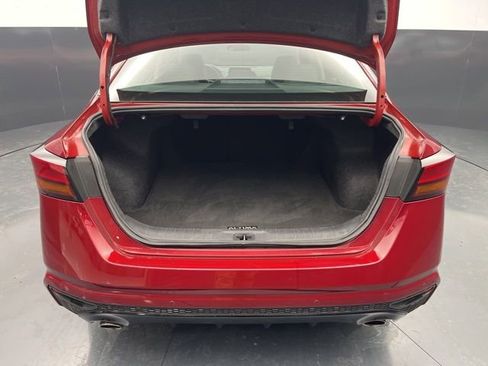 Used 2025 Nissan Altima 2.5 SR image 19