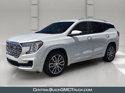Used 2022 GMC Terrain Denali w/ Denali Premium Package