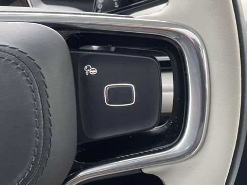 Used 2025 Lincoln Navigator Reserve AWD/4WD image 12
