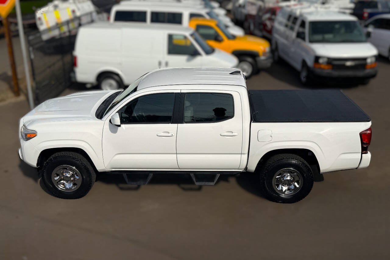 Used 2018 Toyota Tacoma SR w/ SR Convenience Package RWD image 2