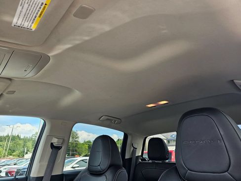 Used 2021 GMC Canyon Denali AWD/4WD image 22