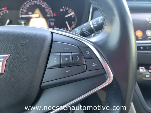 Used 2019 Cadillac XT5 FWD image 20