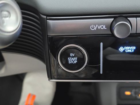 New 2026 Hyundai Ioniq 5 Limited image 28