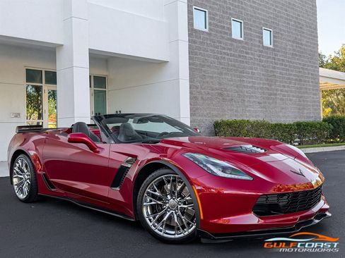 Used 2015 Chevrolet Corvette Z06 w/ 3LZ Preferred Equipment Group image 81