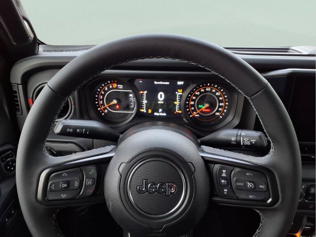 New 2026 Jeep Gladiator Rubicon AWD/4WD image 13
