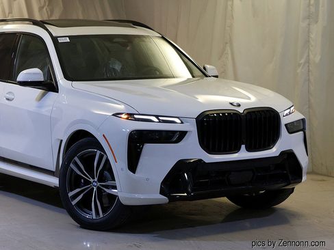 New 2026 BMW X7 xDrive40i w/ M Sport Package image 2