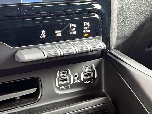 Certified 2023 RAM 1500 Big Horn AWD/4WD image 29