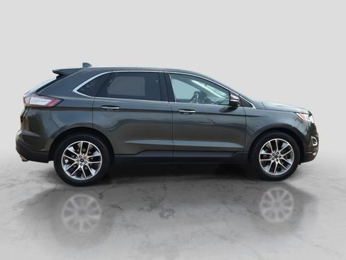 Used 2015 Ford Edge Titanium w/ Equipment Group 301A AWD/4WD image 9
