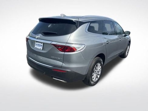 Used 2024 Buick Enclave Premium image 9