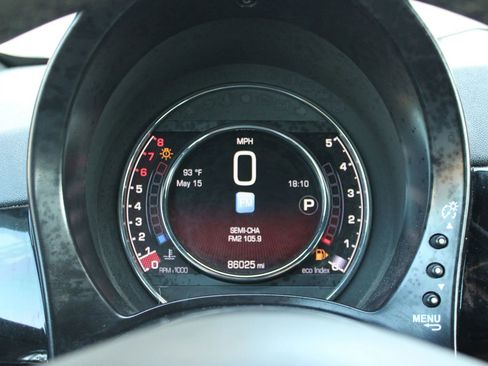 Used 2015 FIAT 500 Sport FWD image 12