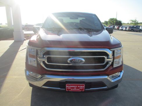 Used 2022 Ford F150 XLT w/ Equipment Group 301A Mid RWD image 4