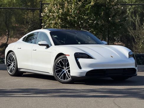 Certified 2021 Porsche Taycan 4S w/ Premium Package AWD/4WD image 9