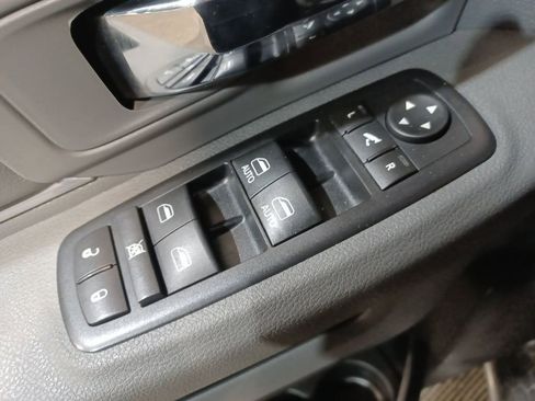 Used 2017 RAM 1500 Big Horn image 15