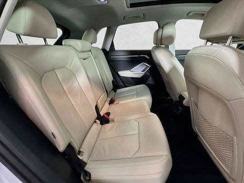 Used 2025 Audi Q3 2.0T Premium w/ Convenience Package AWD/4WD image 26
