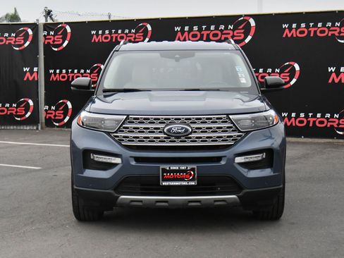 Used 2021 Ford Explorer Limited w/ Equipment Group 301A image 2