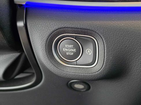 Used 2022 Mercedes-Benz GLE 450 4MATIC image 32