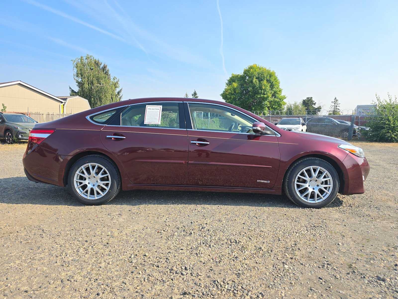 Used 2014 Toyota Avalon Limited FWD image 2