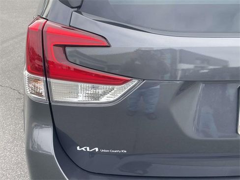 Used 2023 Subaru Forester Premium image 16