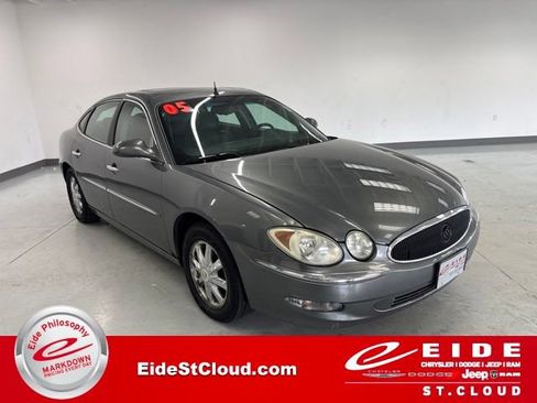Used 2005 Buick LaCrosse CXL w/ Gold Convenience Package FWD image 1