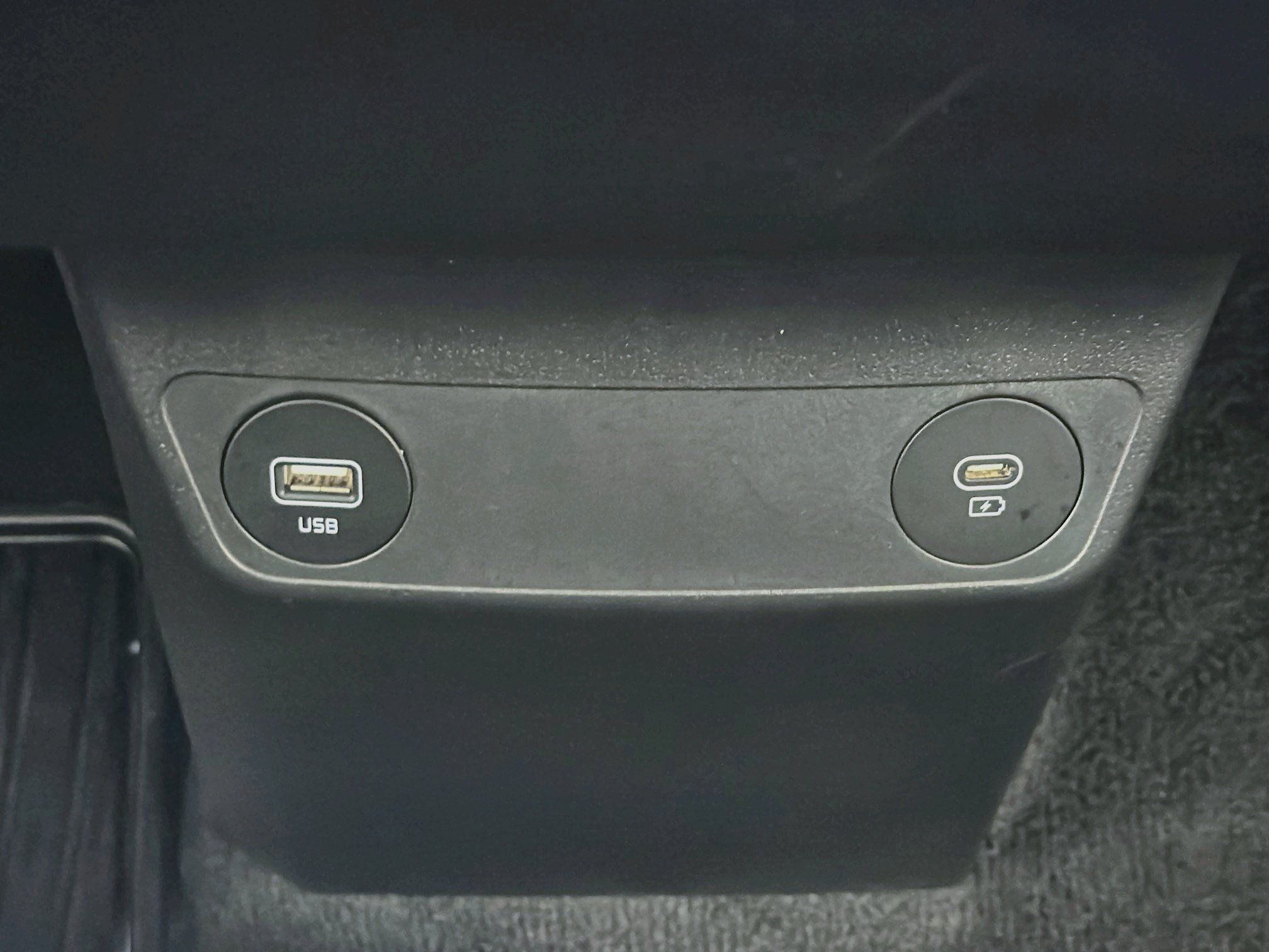 Used 2024 Kia EV6 Light RWD image 26
