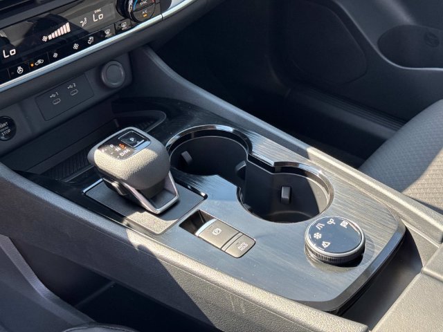 New 2026 Nissan Rogue Dark Armor AWD/4WD image 29