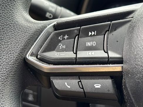 Used 2017 MAZDA MAZDA3 Sport FWD image 17
