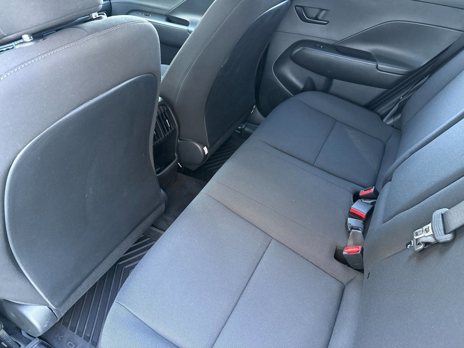 Used 2025 Hyundai Kona SEL AWD/4WD image 45