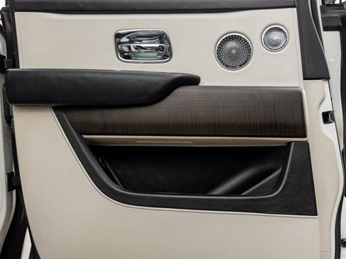 Used 2019 Rolls-Royce Cullinan image 37