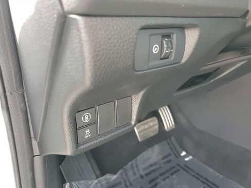 Used 2023 Honda Civic Sport image 11