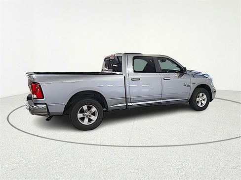 Used 2020 RAM 1500 Classic SLT w/ Luxury Group image 8