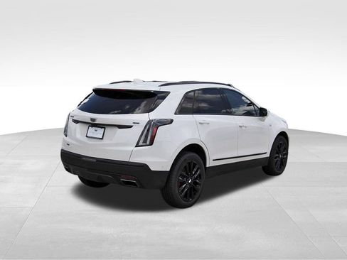 New 2026 Cadillac XT5 Sportv w/ LPO, Onyx Lite Package AWD/4WD image 4