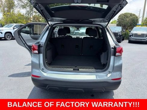 Used 2024 Chevrolet Equinox LS w/ LS Convenience Package FWD image 16