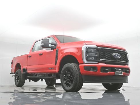 Used 2024 Ford F250 XL w/ STX Appearance Package AWD/4WD image 45