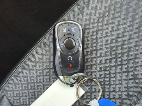 Used 2021 Buick Encore GX Preferred image 28