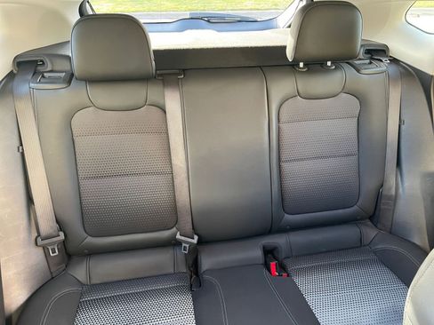 Used 2025 Chevrolet Trax LT w/ LT Convenience Package image 41