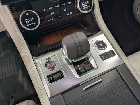 New 2026 Jaguar F-PACE R-Dynamic S image 19