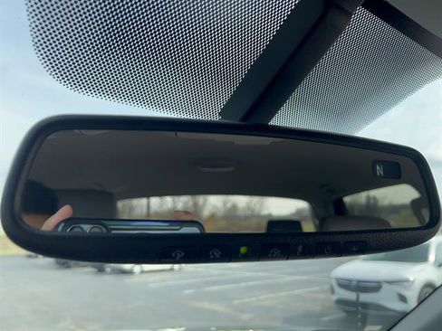 Used 2017 Toyota Tundra Limited image 25