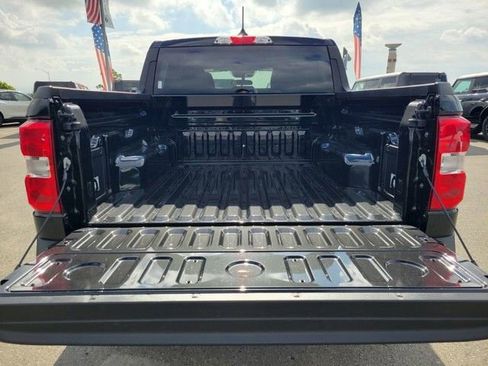 New 2025 Ford Maverick XL image 10