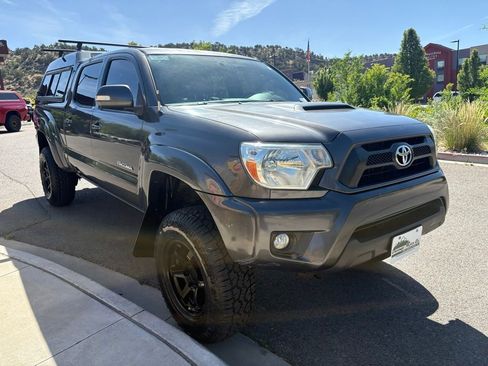 Used 2012 Toyota Tacoma 4x4 Double Cab image 12