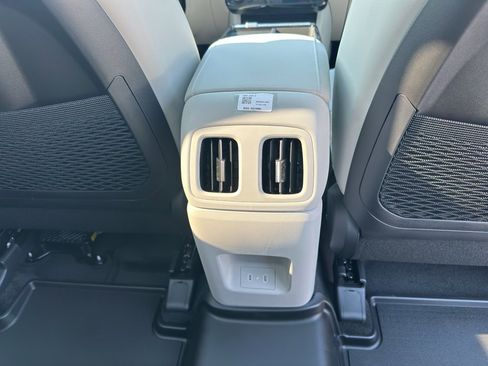 New 2026 Hyundai Tucson Limited AWD/4WD image 34