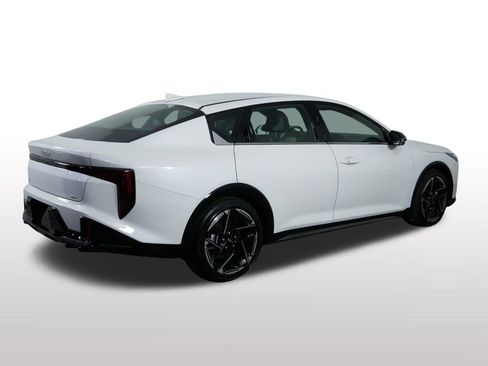 Certified 2025 Kia K4 GT-Line FWD image 11