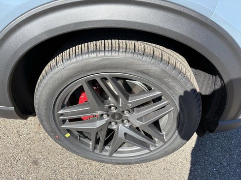 New 2026 Ford Explorer ST w/ Sun And Sound Package image 15