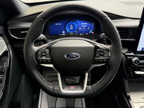 Used 2022 Ford Explorer ST w/ Equipment Group 401A AWD/4WD image 18
