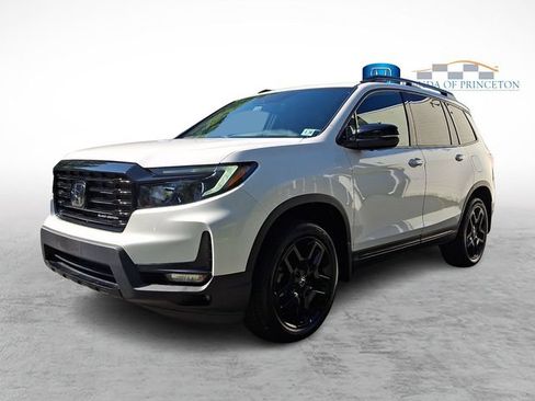 Used 2024 Honda Passport Black Edition image 3