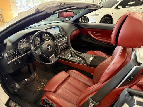 Used 2012 BMW 650i xDrive Convertible image 11
